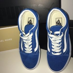 Blue vans